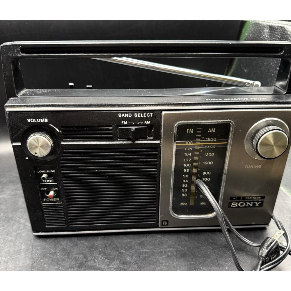 SONY Model ICF-7270W AM/FM Portable Radio Vintage TESTED - Picture 5 of 7